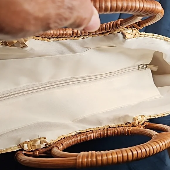 CeeKlein Straw Tote Nwt - Picture 2 of 4